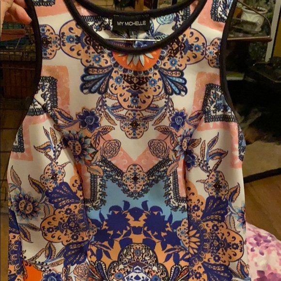 Colorful Mini - Picture 3 of 3